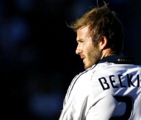 开云体育中国-当F1收官战的红灯熄灭，字母哥正用数据撕裂苍穹