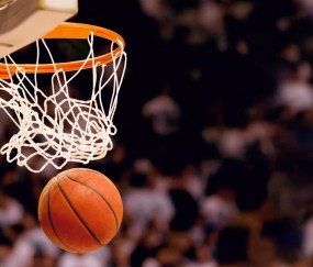 开云体育平台APP-广东队强压马刺，库里成为关键先生，当东方铁血遇上西方魔法