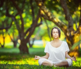 开云体育入口-桑巴风暴席卷赛场，巴西完胜捷克，德容闪耀2026世界杯A组揭幕战