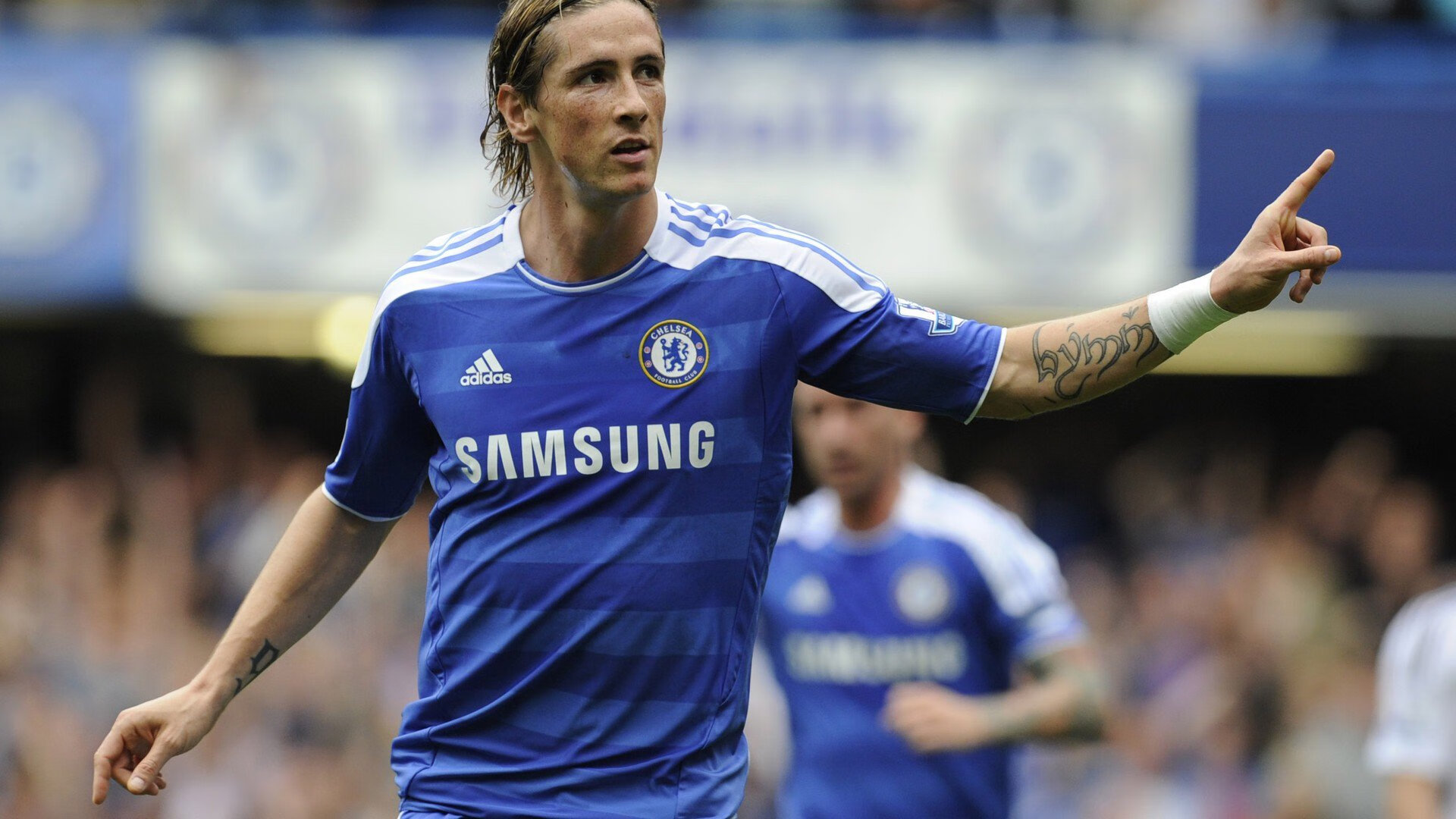 莱万爆发撕裂欧罗巴夜空,国际米兰淘汰塞维利亚背后的战术革命